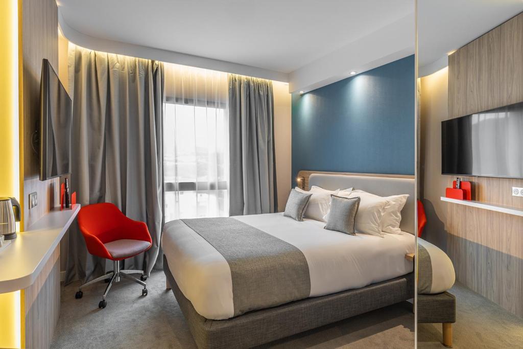 Holiday Inn Express Ajaccio By Ihg Exterior photo