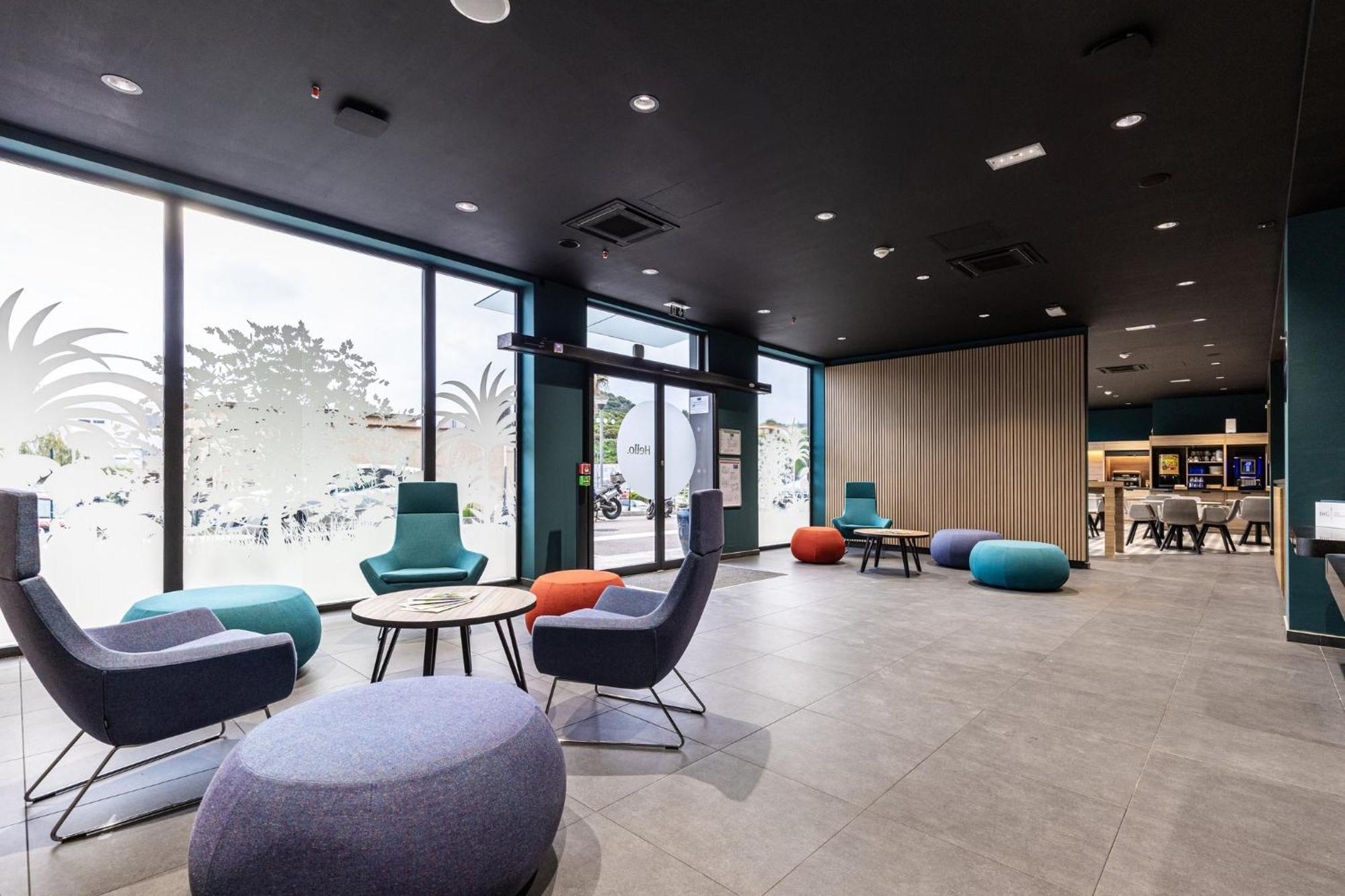 Holiday Inn Express Ajaccio By Ihg Exterior photo